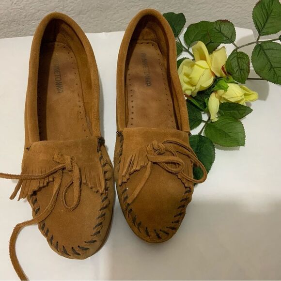 Minnetonka Womens Kilty Moccasins Moc Toe Slip On Suede Leather Brown Size 10 - Picture 1 of 15